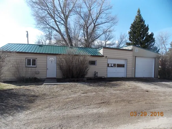811 Vrooman St, Lewistown, MT 59457