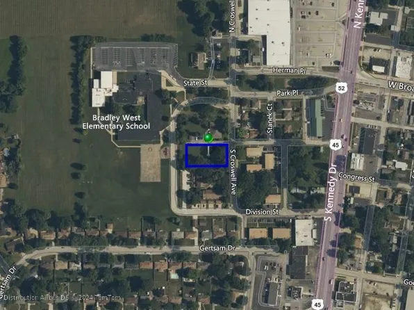 162 S Crosswell Ave, Bradley, IL 60915