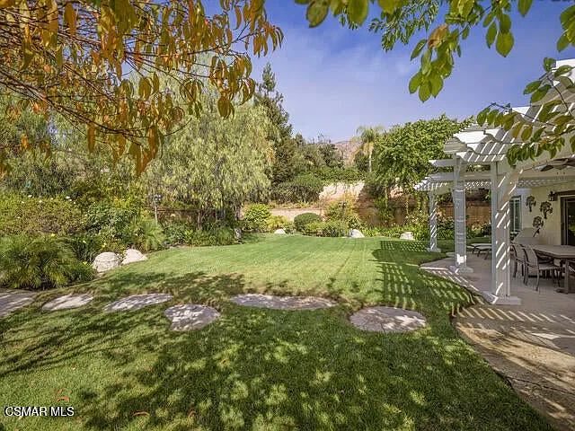 4 bed, 3.5 bath, 3457 sqft, $7,800 — Photo 3