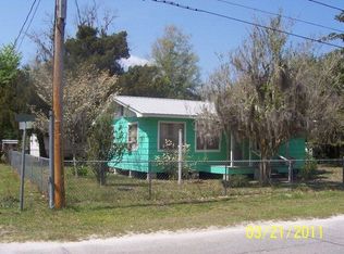 323 NE 121st St, Cross City, FL 32628