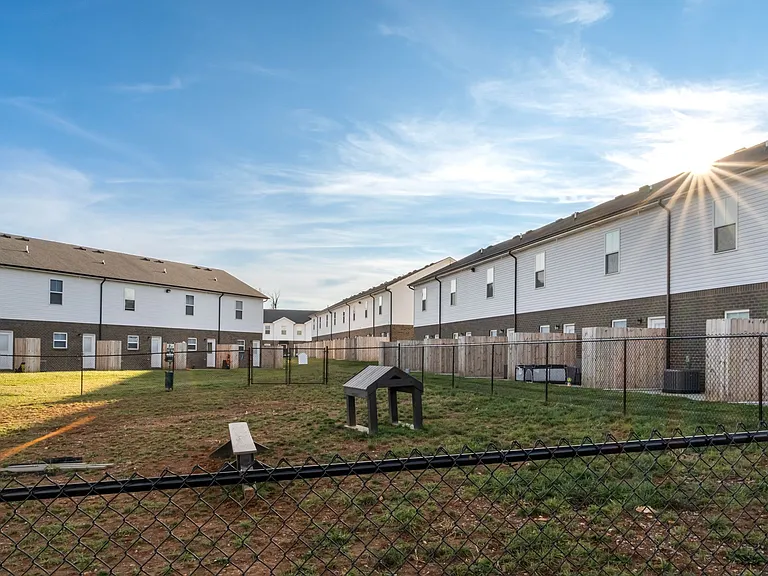 ARTE Luxury Townhomes — Photo 12