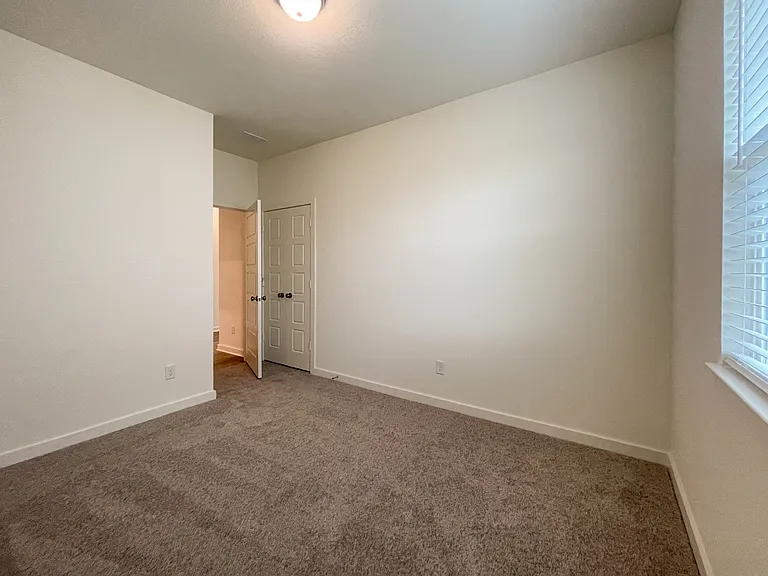 6912 Llano Dr — Photo 18