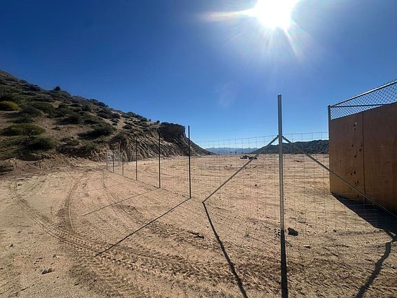 3rd image of 48980 Big Morongo Canyon Rd