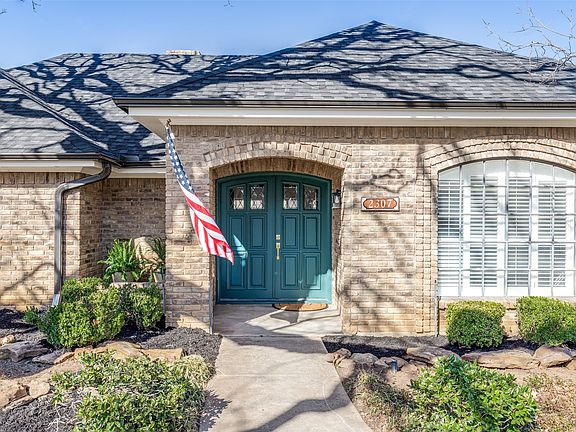 3rd image of 2307 Midway Rd