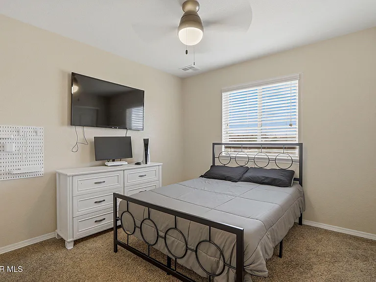 14448 Fernando Zubia Ave — Photo 33