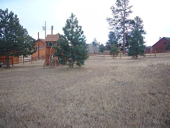 2nd image of 476 Beaver Trl