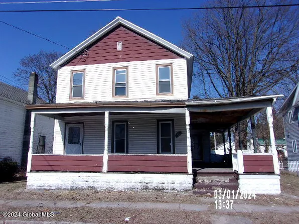 22 Mason Street, Glens Falls, NY 12801