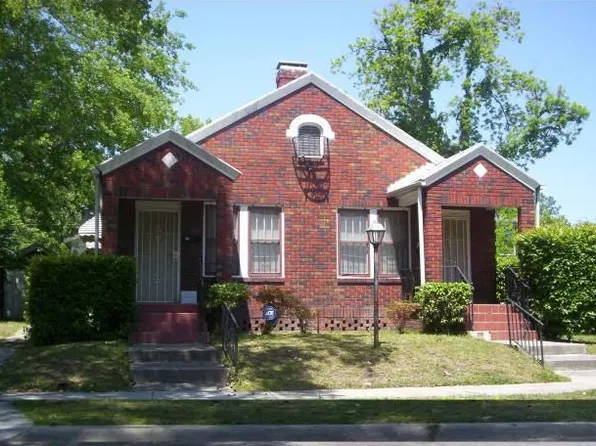916 E 40th St, Savannah, GA 31401