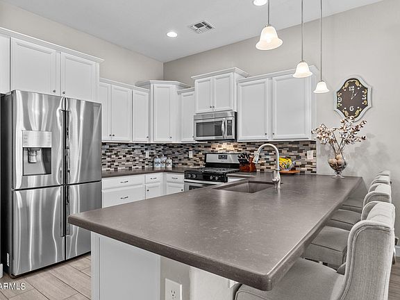 3rd image of 20539 W BRIARWOOD Drive