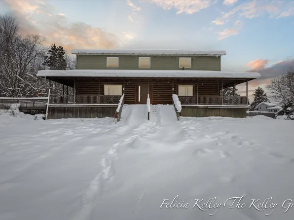 6303-18 Mile Rd NE, Cedar Springs, MI 49319