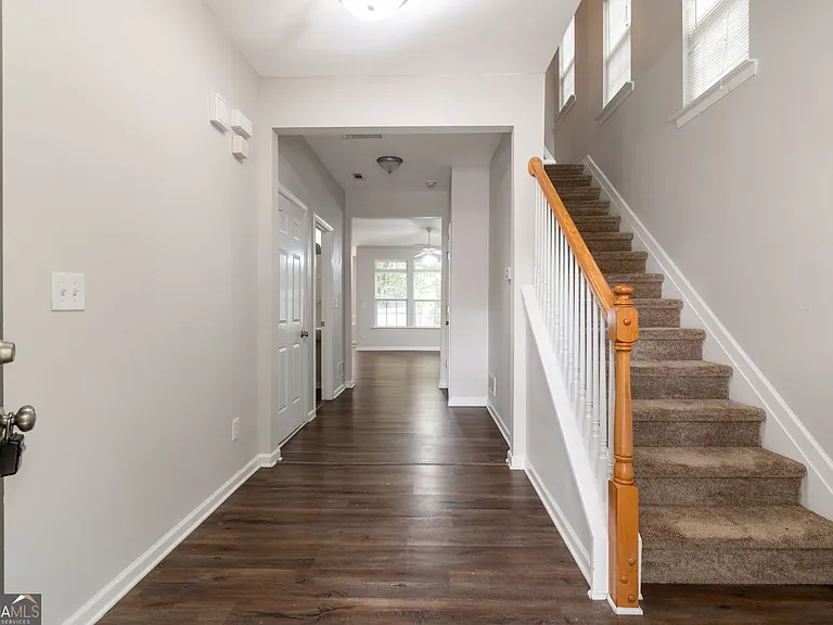 1000 Pierce Brennen Dr — Photo 2
