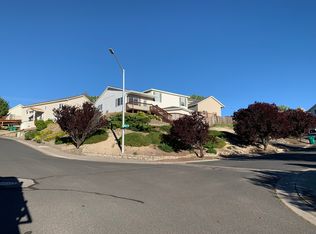 245 Angela Ct, Klamath Falls, OR 97601