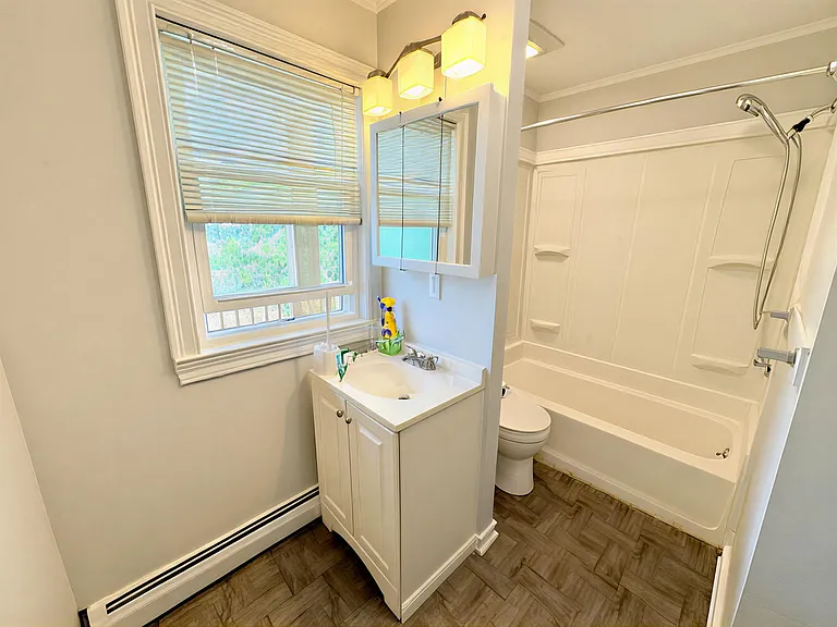 8 Arthur St #2 — Photo 7