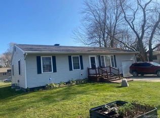 9242 Lawncrest Rd, Clio, MI 48420