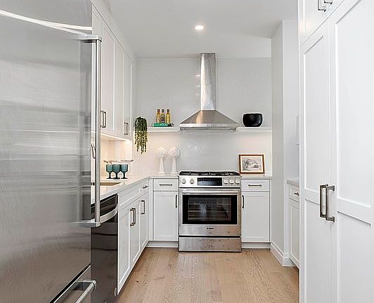5th image of 845 W End Ave APT 14F