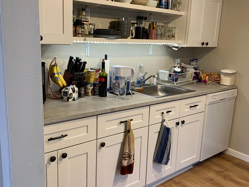 Brand new White Kitchen!