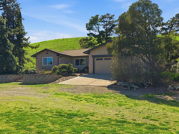 3rd image of 9530 Morgan Territory Rd