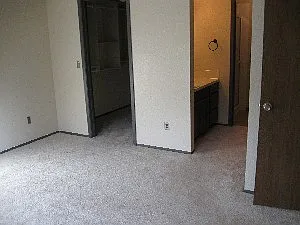 5255 W Grover St — Photo 6