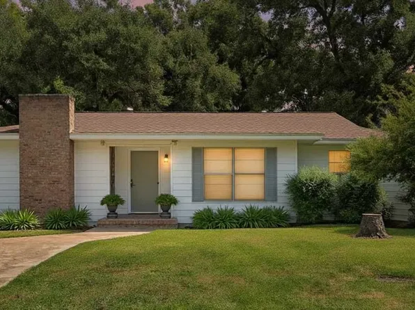 3410 Larkspur Ln, Kilgore, TX 75662