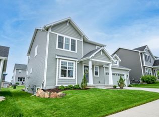 6011 Stoney Oak Ln, Madison, WI 53718