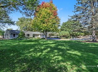 27301 W Nippersink Rd, Ingleside, IL 60041