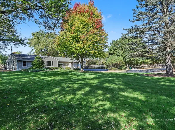 27301 W Nippersink Rd, Ingleside, IL 60041