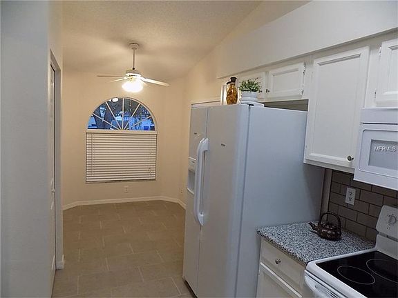 5th image of 1438 Mohrlake Dr