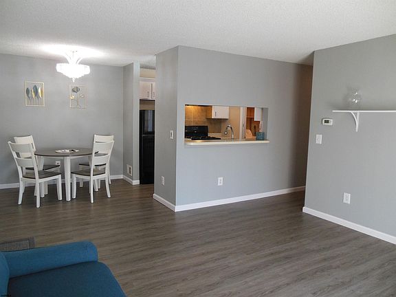 5th image of 129 Sussex Pl #129