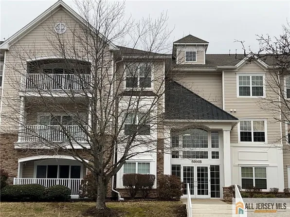 5211 Chesterwood Way, Somerset, NJ 08873