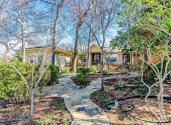 2nd image of 13816 Hughes Ln