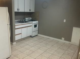 110 E Columbia Ave APT 6, Davenport, IA 52803