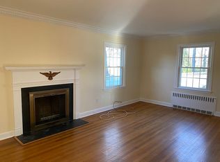 103 Mead Ave, Greenwich, CT 06830