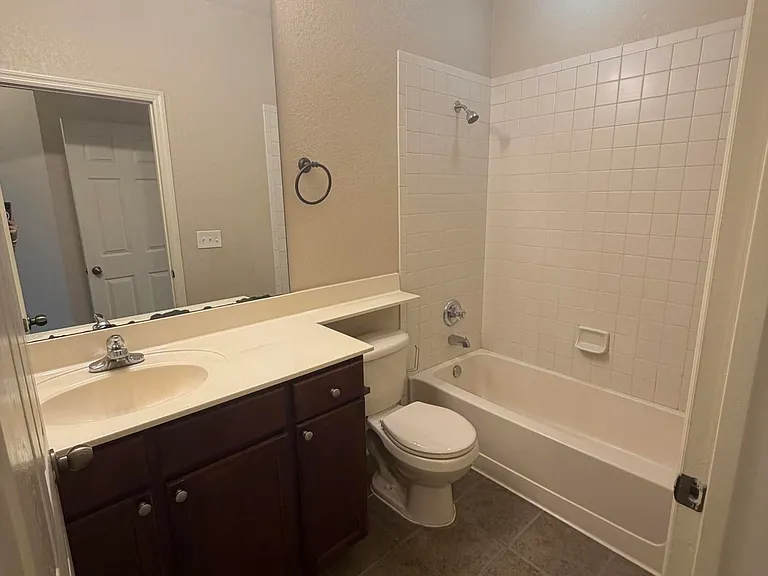 806 Baldwin Rowe Cir — Photo 29