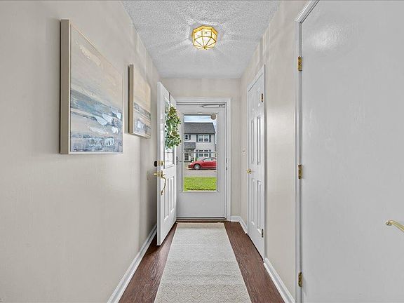3rd image of 1852 Haviland Dr