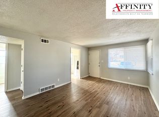 6305 Ravena Rd UNIT 1, Liberty, MO 64068