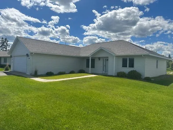 3009 Blue Spruce Ln, Bemidji, MN 56601