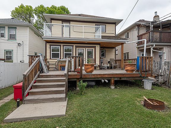 5th image of 9623 110a Ave NW