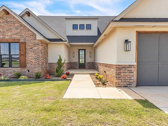 2nd image of 3309 Sugar Maple Way