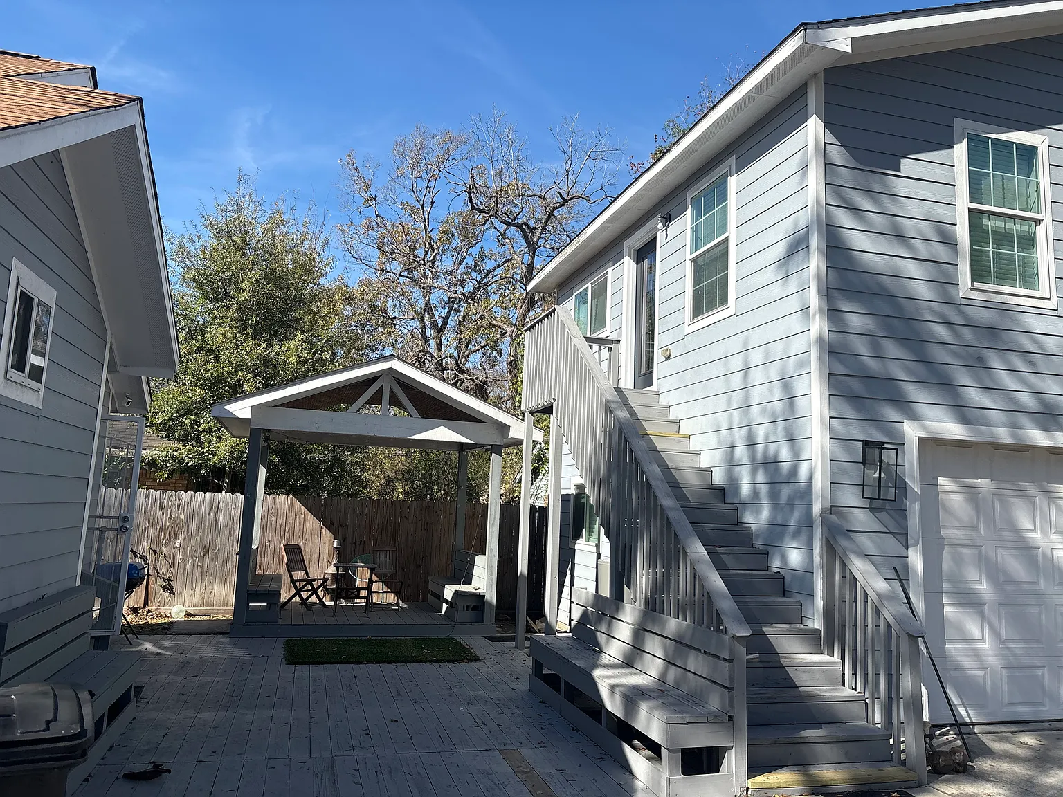 5 bed, 1500 sqft, $3,700 — Photo 2