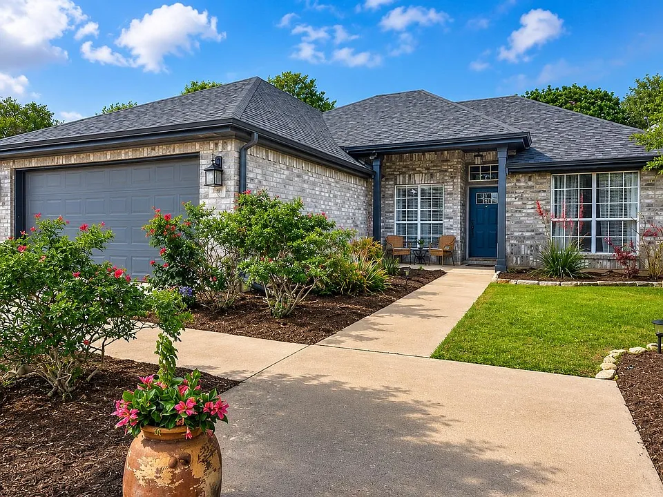 201 Rio Vista Dr