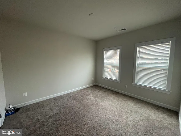 22256 Cornerstone Crossing Ter — Photo 19