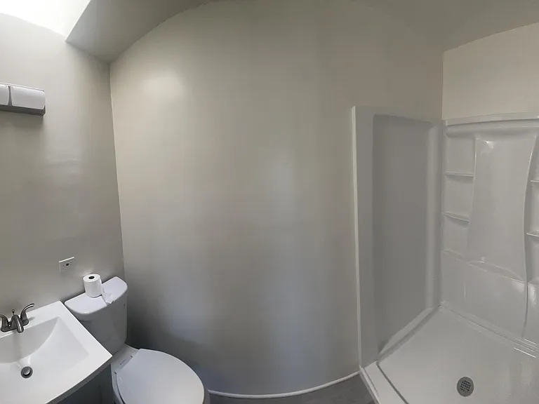 1756 Lincoln Blvd #15 — Photo 2