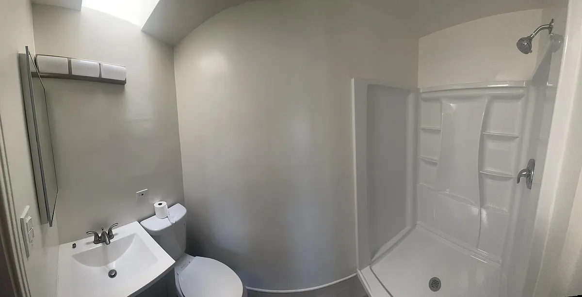 Building Photo - 1756 Lincoln Blvd #15