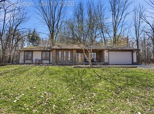 40055 Koppernick Rd, Canton, MI 48187