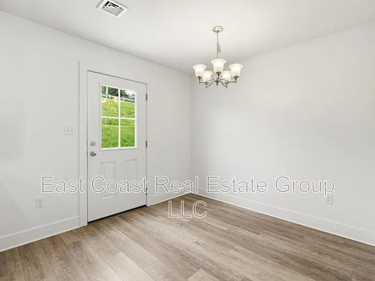 8780 Hillside Way — Photo 10