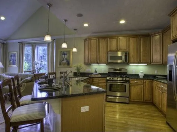 58 Balancing Rock Dr, Holliston, MA 01746