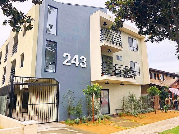2nd image of 243 Temple Ave
