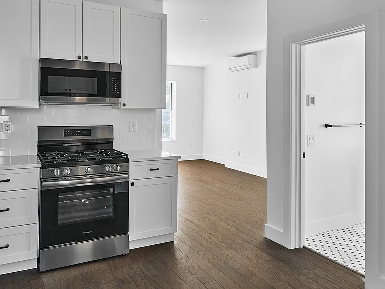 72-74 Green St #72B — Photo 2