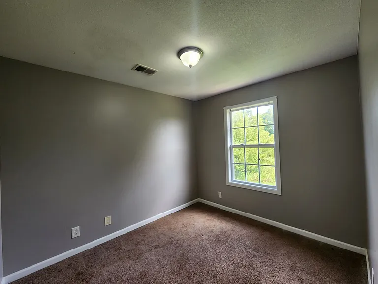 112 N Cavalcade Cir — Photo 24