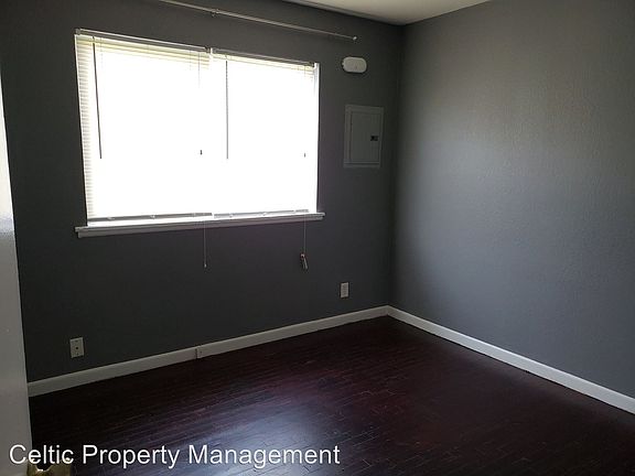 4th image of 4210 Fisher St